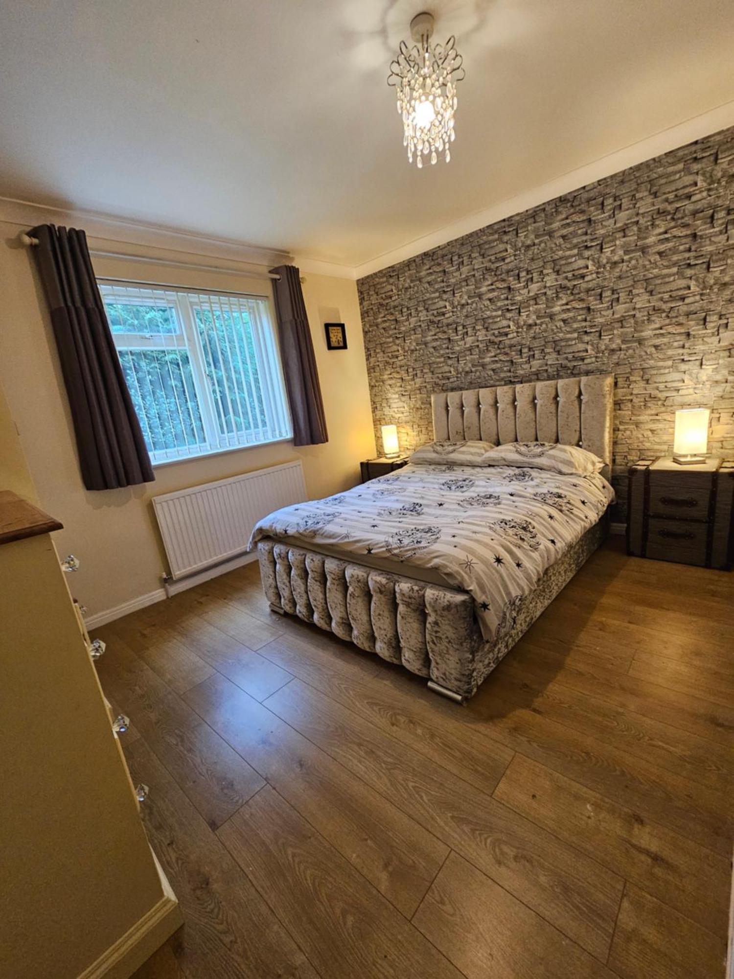 Harry Potter Hogwarts Apartment Watford  Exteriör bild